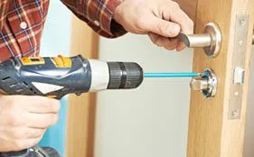City Locksmith Services Boynton Beach, FL 561-692-4524 City Locksmith Services Boynton Beach, FL 561-692-4524 - 10-Commercial-Lockouts