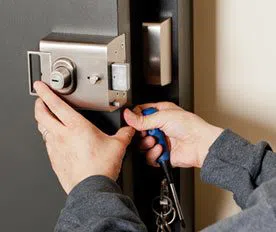 City Locksmith Services Boynton Beach, FL 561-692-4524 City Locksmith Services Boynton Beach, FL 561-692-4524 - 17-Emergency-Locks-Locksmith